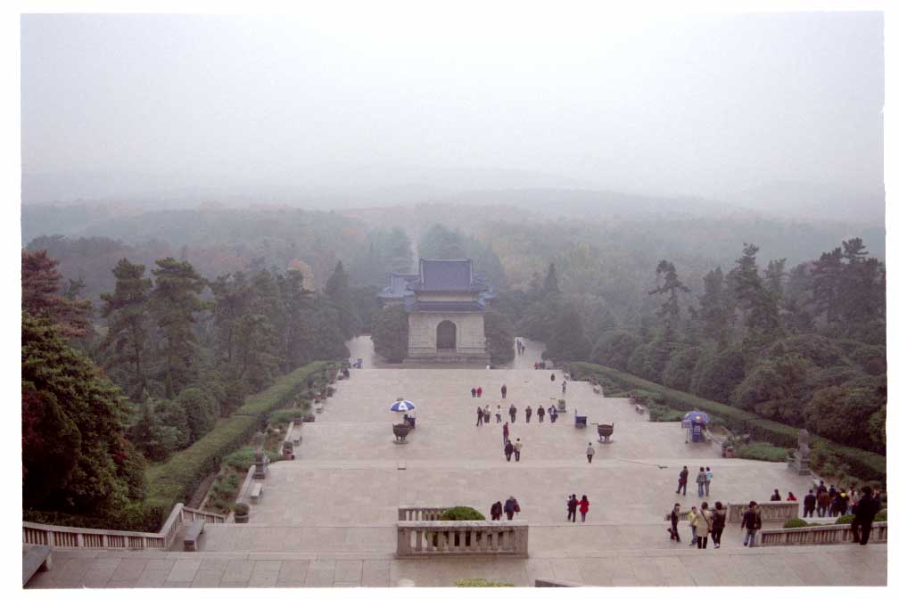 Mausoleum of Dr Sun Yat-Sen on a drizzy day